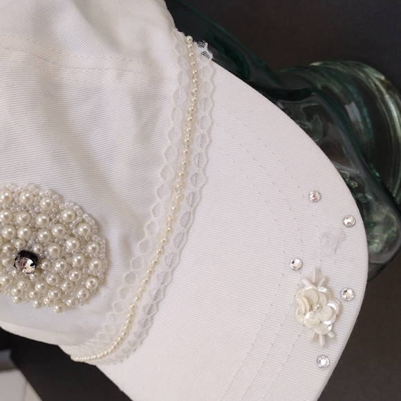 Vintage Embellished Brim Cap Hat Pearls Beads Lace Rhinestone - Picture 10 of 10